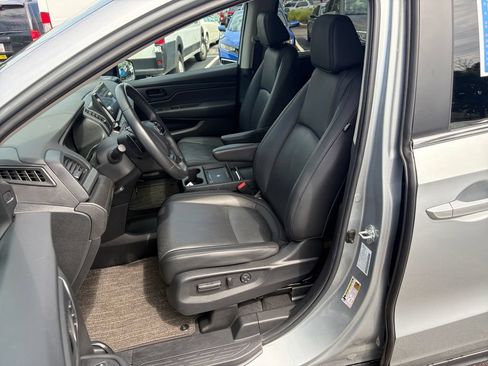 Certified 2025 Honda Odyssey EX-L image 17
