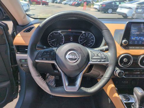 Used 2024 Nissan Sentra SV w/ SV Premium Package FWD image 12