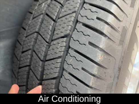 Used 2017 RAM 1500 Laramie w/ Convenience Group image 8