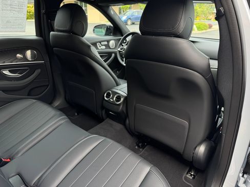 Used 2023 Mercedes-Benz E 350 Sedan image 36