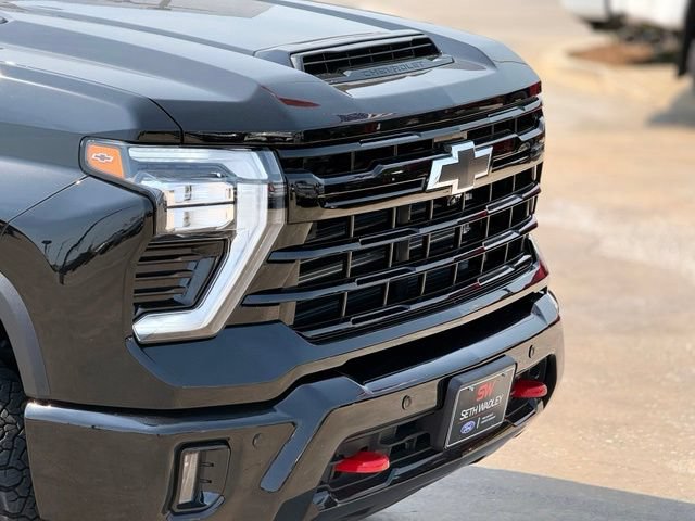 Used 2025 Chevrolet Silverado 2500 LT w/ Trail Boss Package AWD/4WD image 9