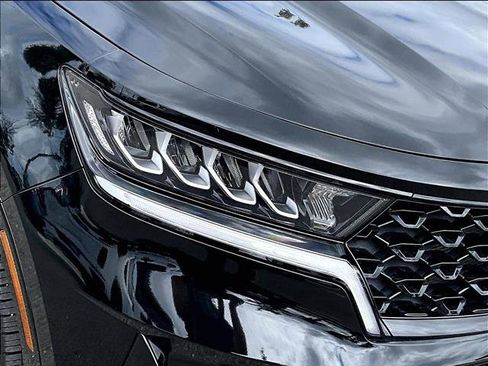 Used 2021 Kia Sorento EX image 28