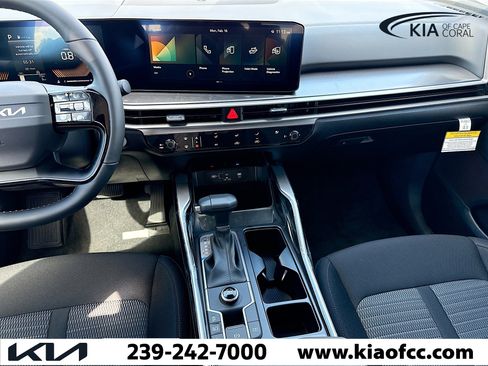 New 2026 Kia Sorento LX image 17