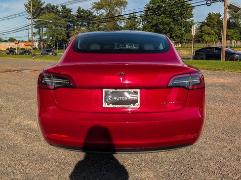 Used 2022 Tesla Model 3 Long Range AWD/4WD image 6