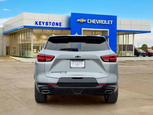 Used 2025 Chevrolet Blazer RS FWD image 6
