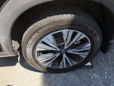 Used 2021 Nissan Rogue SV AWD/4WD image 4