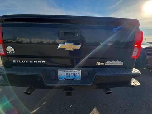 Used 2016 Chevrolet Silverado 1500 High Country w/ High Country Premium Package image 6