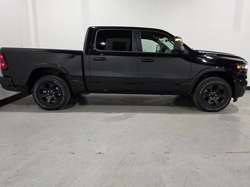 New 2026 RAM 1500 Big Horn AWD/4WD image 25