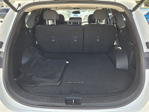 Certified 2022 Hyundai Santa Fe SEL w/ Convenience Package image 17