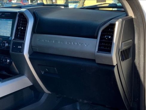 Used 2019 Ford F250 Lariat w/ Lariat Value Package image 18