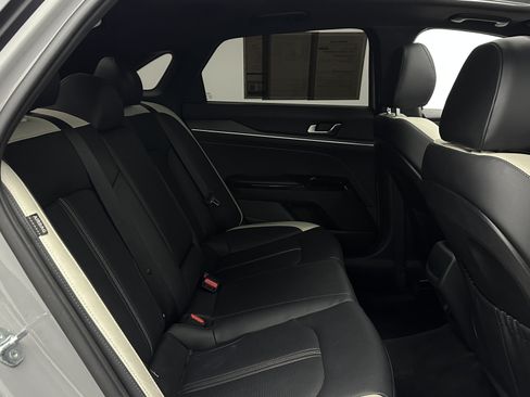 Used 2025 Kia K5 GT-Line w/ GT-Line Premium Package FWD image 36
