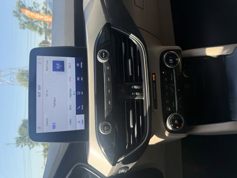 Used 2020 Ford Escape SEL FWD image 14