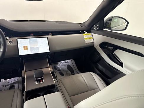 Certified 2026 Land Rover Range Rover Evoque S AWD/4WD image 22