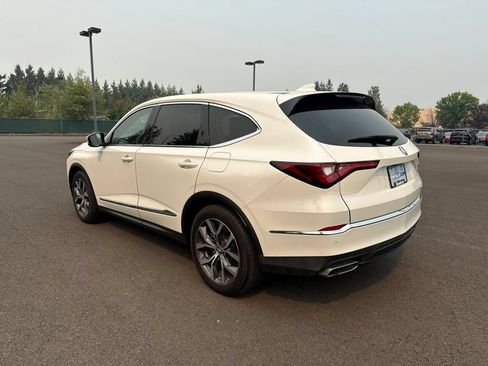 Used 2023 Acura MDX SH-AWD w/ Technology Package image 5
