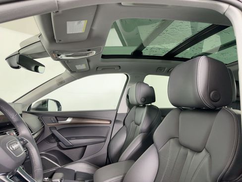 Certified 2025 Audi Q5 2.0T Premium Plus w/ Premium Plus Package image 14