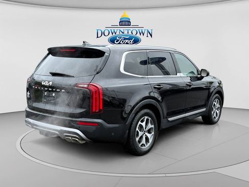 Used 2022 Kia Telluride EX w/ Towing Package AWD/4WD image 3