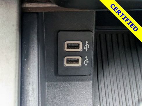 Used 2019 Ford F150 Lariat image 24