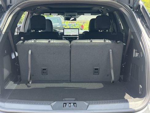 New 2026 Ford Explorer ST-Line w/ ST-Line Street Pack AWD/4WD image 21
