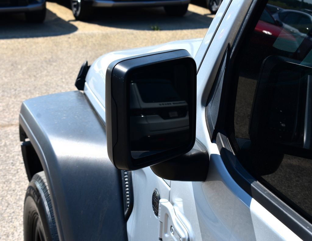 Used 2022 Jeep Wrangler Sport AWD/4WD image 14