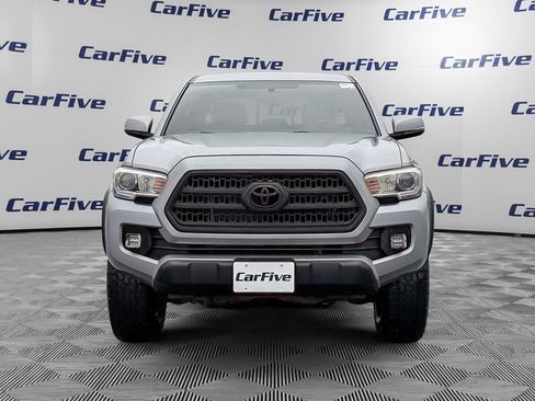 Used 2016 Toyota Tacoma TRD Off-Road w/ Towing Package image 9