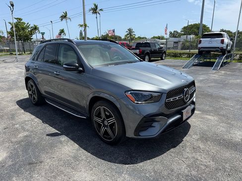 Used 2026 Mercedes-Benz GLE 450 4MATIC image 2