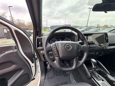 New 2026 Nissan Frontier SV w/ Tow Package image 14