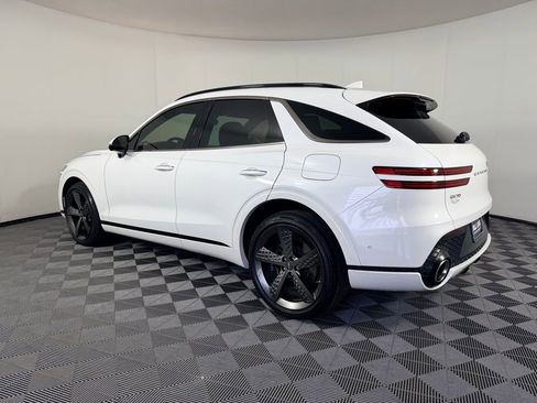 Used 2025 Genesis GV70 2.5T w/ Sport Prestige Package image 8