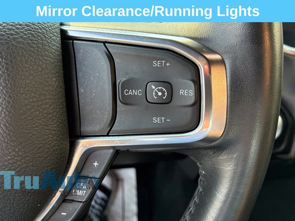 Used 2024 RAM 1500 Laramie AWD/4WD image 29