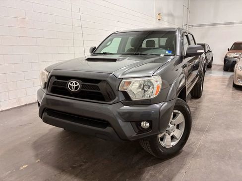 Used 2014 Toyota Tacoma 4x4 Double Cab w/ TRD Sport Package image 33
