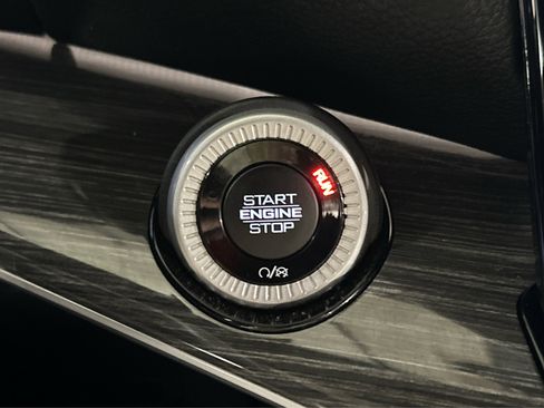 Used 2022 Jeep Wagoneer Series II image 36