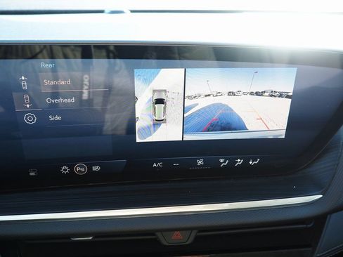 Used 2025 Buick Envision Preferred image 11