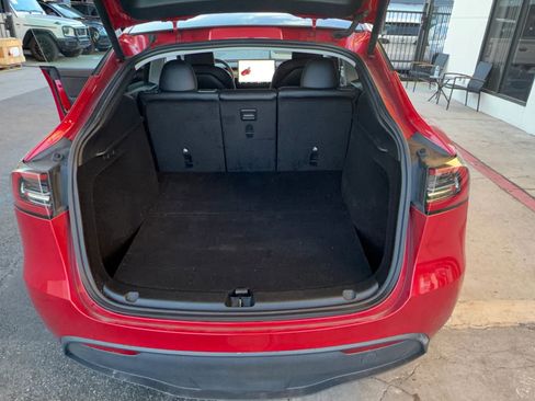 Used 2023 Tesla Model Y Long Range image 16