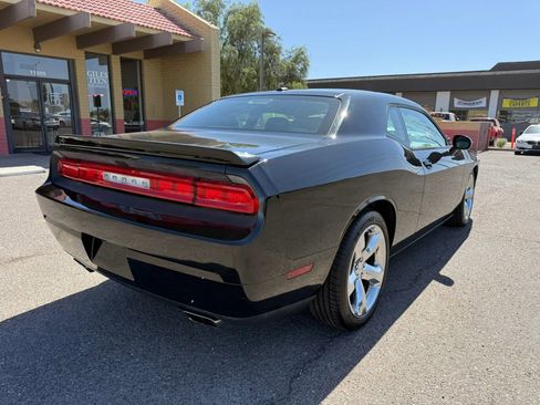 Used 2012 Dodge Challenger R/T Plus RWD image 10