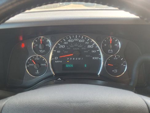 Used 2023 Chevrolet Express 2500 Extended w/ Driver Convenience Package image 18