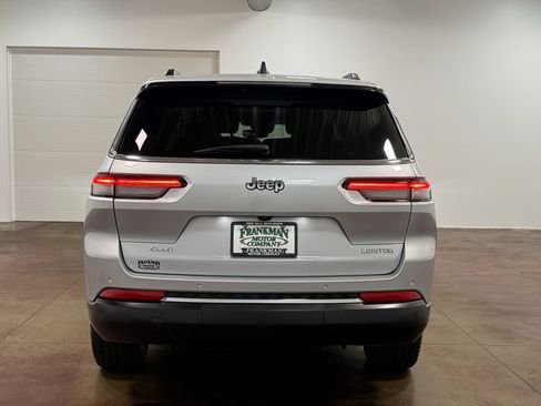 Used 2023 Jeep Grand Cherokee L Limited AWD/4WD image 25