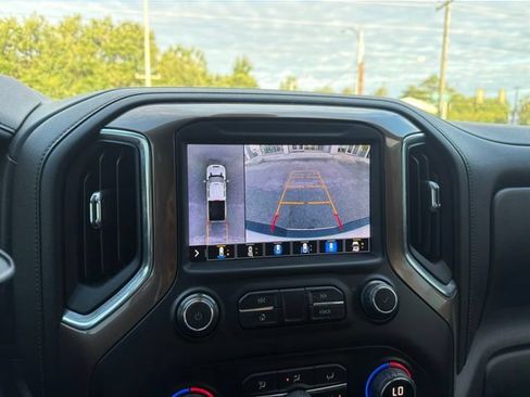 Used 2020 Chevrolet Silverado 2500 High Country w/ Z71 Off-Road Package AWD/4WD image 17