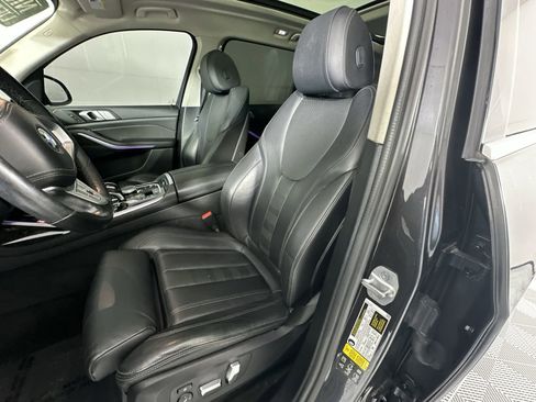 Used 2021 BMW X7 xDrive40i w/ Parking Assistance Package AWD/4WD image 11