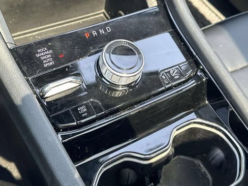 Used 2023 Jeep Grand Cherokee 4WD 4xe image 30