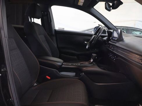 Used 2023 Honda HR-V Sport image 9