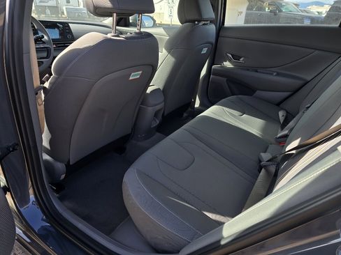 New 2025 Hyundai Elantra Blue image 15