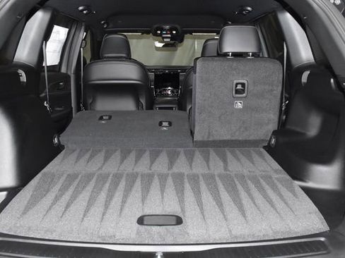 New 2025 Jeep Grand Cherokee Limited w/ Trailer Tow Package image 30