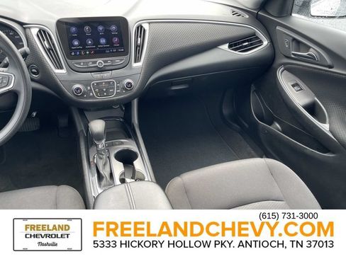 Used 2024 Chevrolet Malibu LT FWD image 16