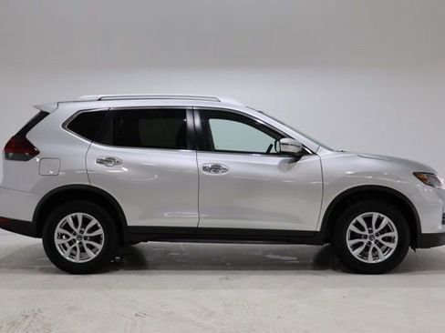 Used 2019 Nissan Rogue SV AWD/4WD image 9