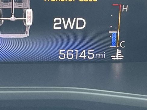 Used 2023 Chevrolet Colorado Trail Boss w/ LPO, Dark Essentials Package image 21