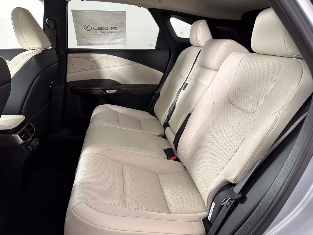 New 2026 Lexus RX 350 AWD image 17