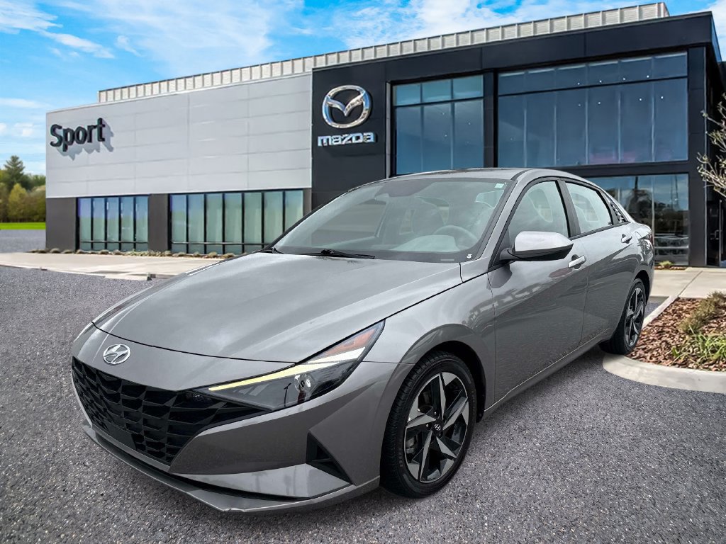 Used 2023 Hyundai Elantra SEL w/ Convenience Package FWD image 8