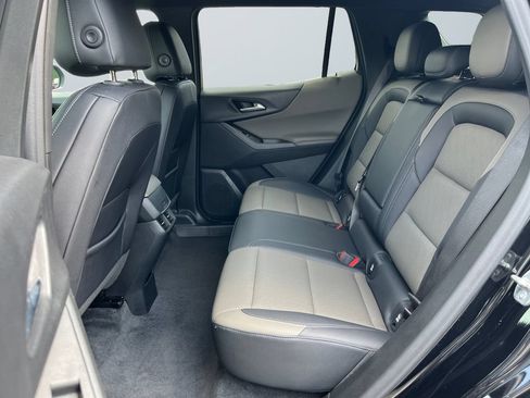 Used 2025 Chevrolet Equinox LT w/ Convenience Package II AWD/4WD image 13