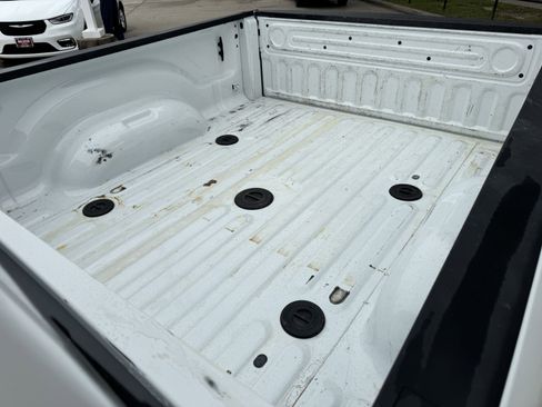 Used 2025 RAM 2500 Laramie AWD/4WD image 30