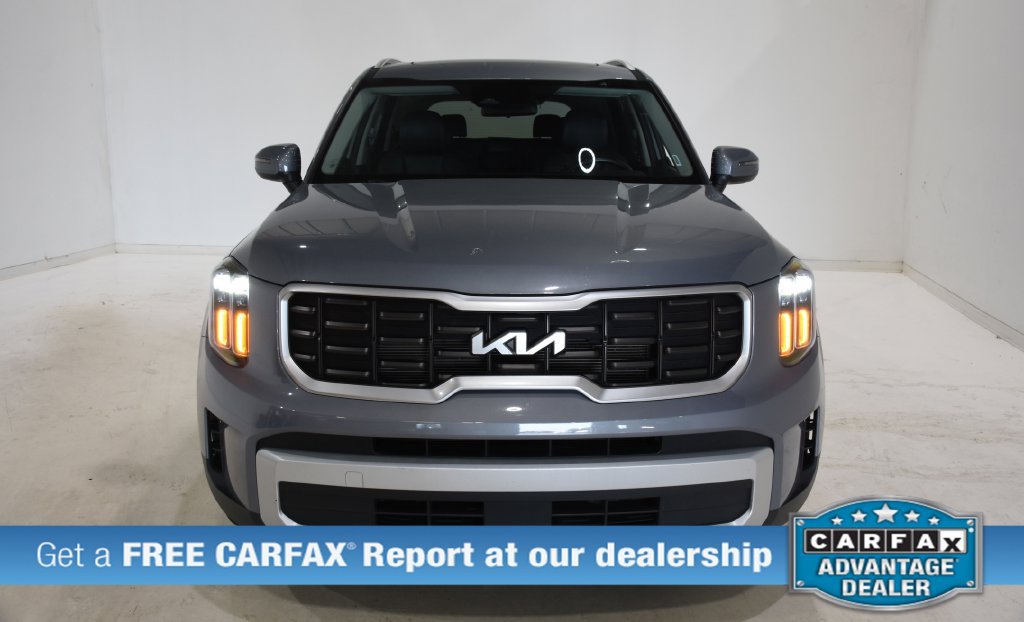 Used 2025 Kia Telluride S AWD/4WD image 2