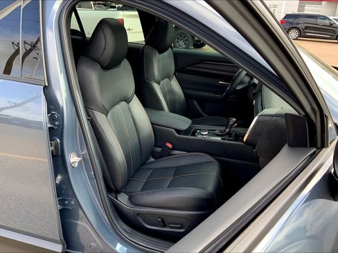 Used 2024 MAZDA CX-50 AWD 2.5 S w/ Cargo Package image 9
